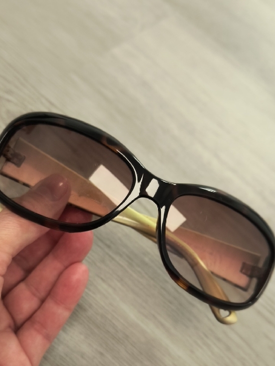 Juicy Couture Brown Gradient Sunglasses with Tortoiseshell Frame main image 5